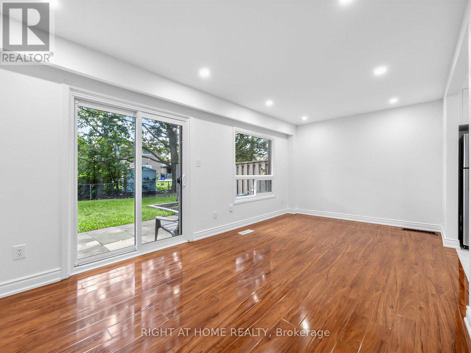 336 SPRUCEWOOD COURT - 11