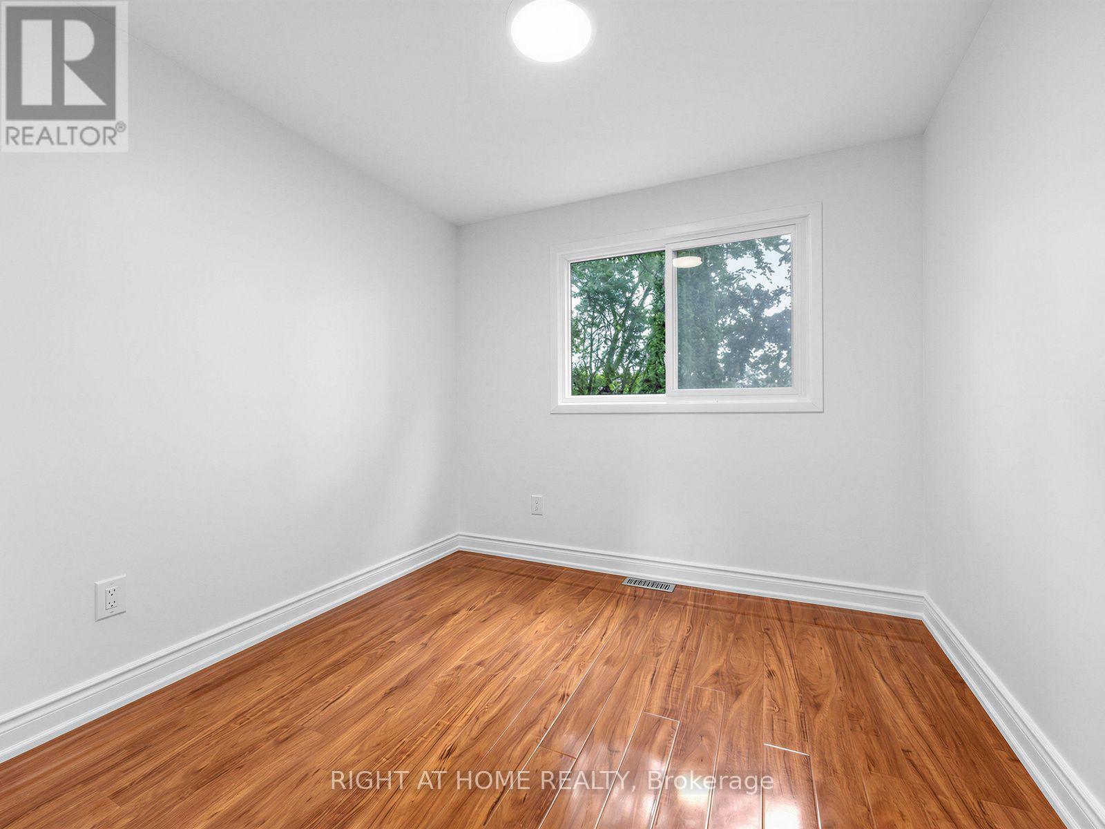 336 SPRUCEWOOD COURT - 14