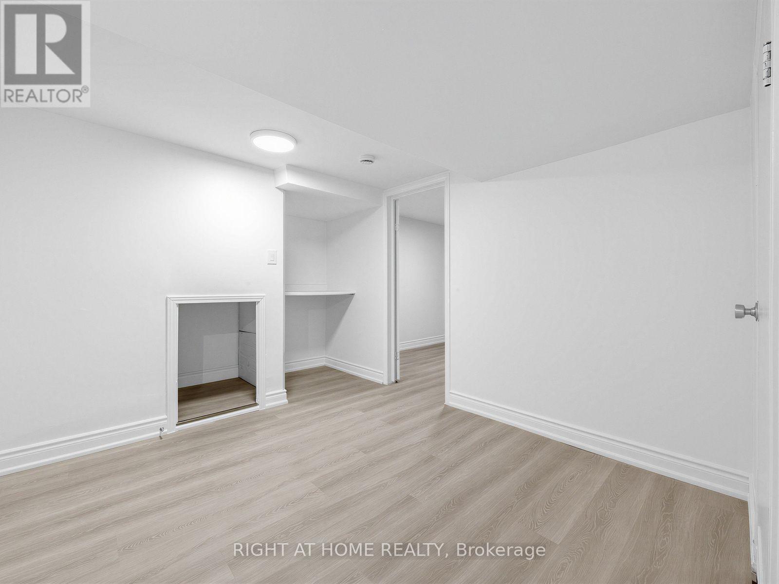 336 SPRUCEWOOD COURT - 22