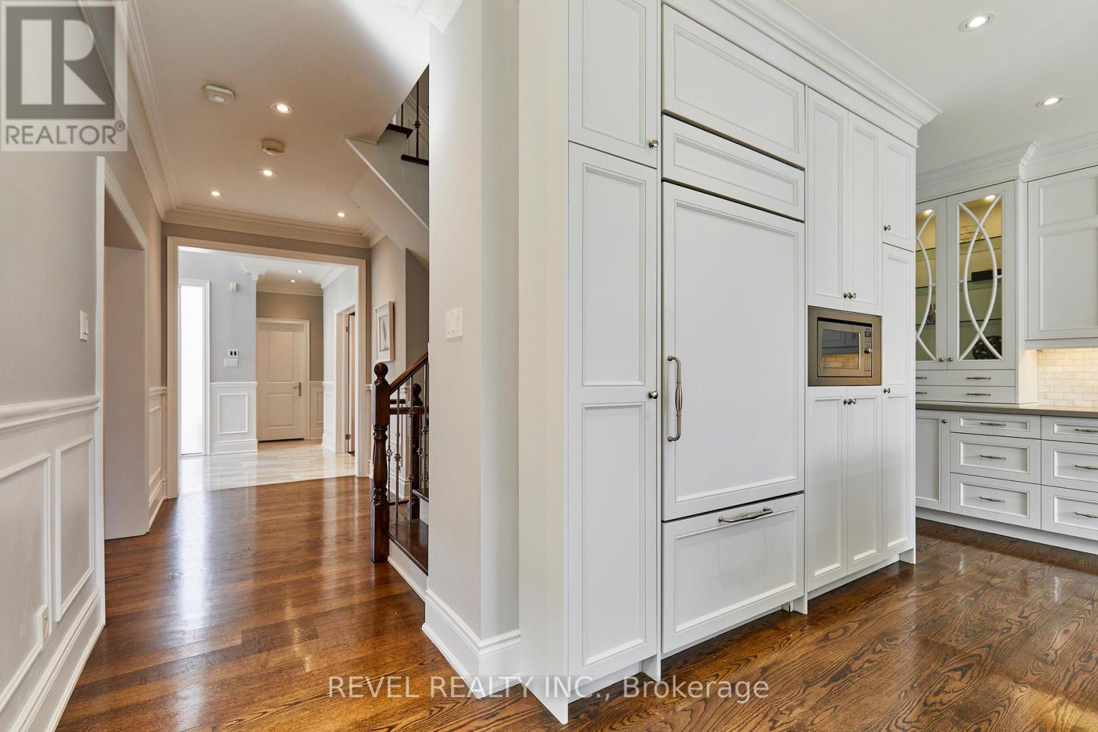 475 POPLAR AVENUE - 11