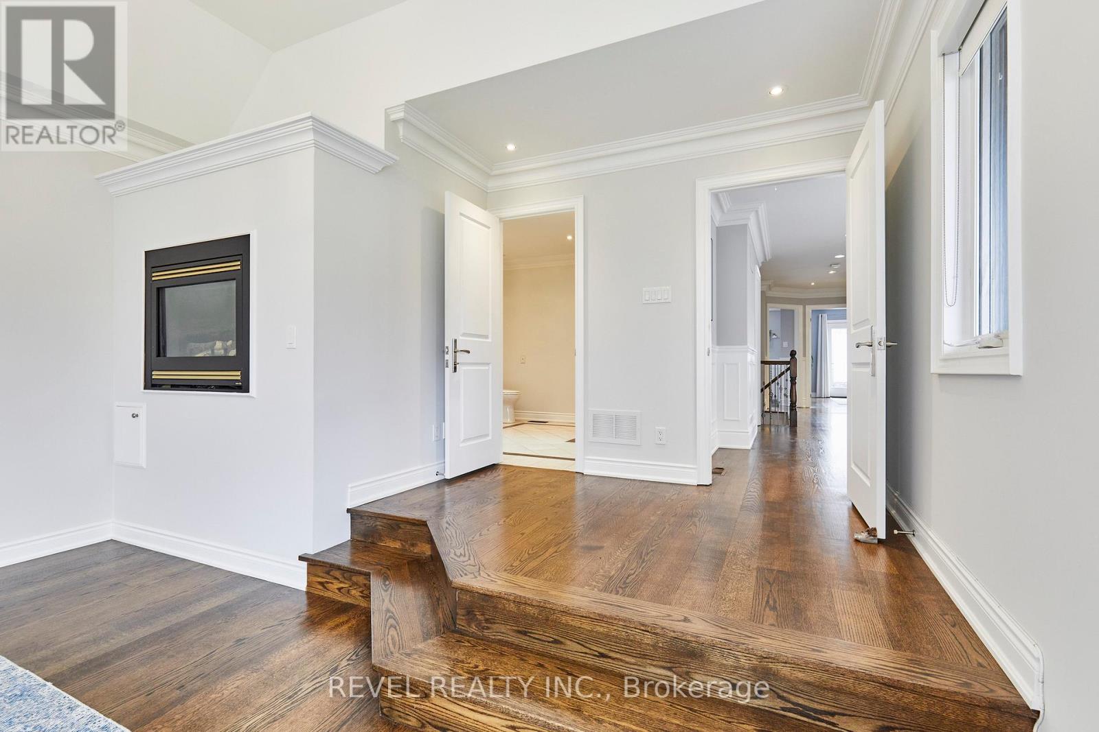 475 POPLAR AVENUE - 17