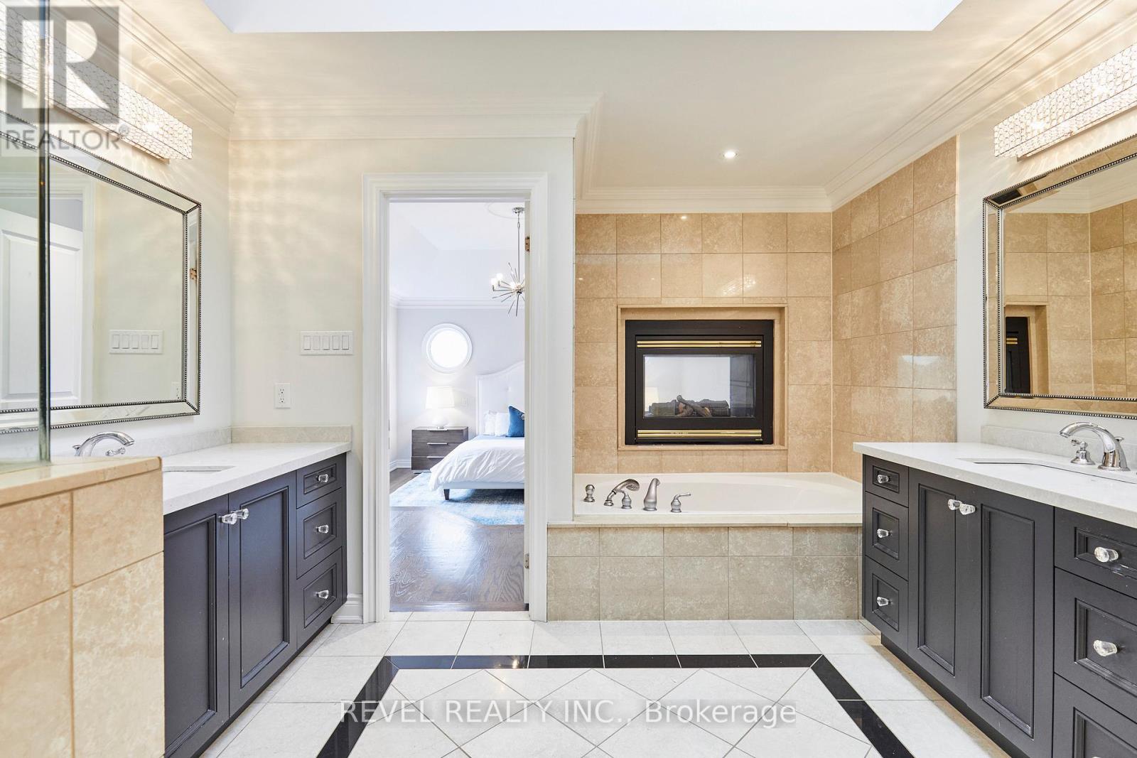 475 POPLAR AVENUE - 18