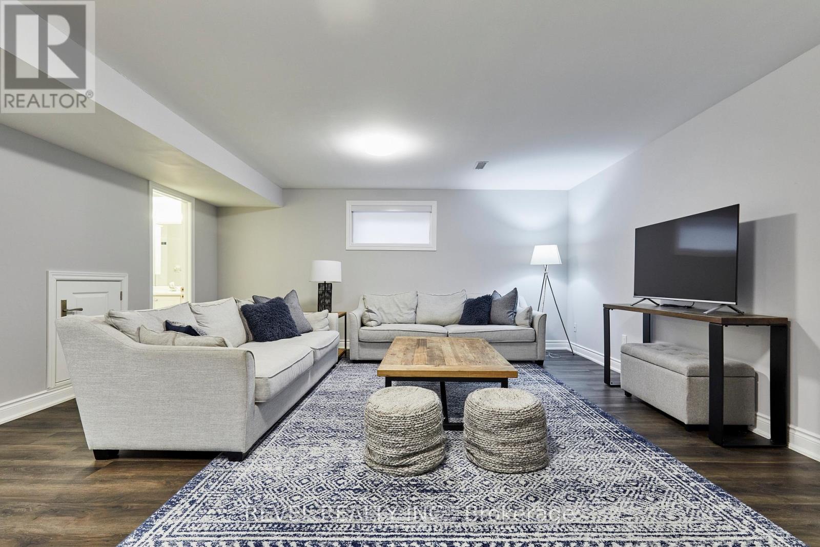 475 POPLAR AVENUE - Image 28