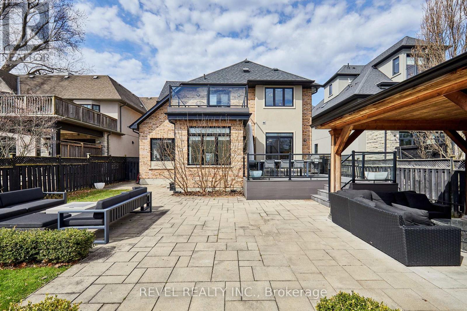 475 POPLAR AVENUE - 39