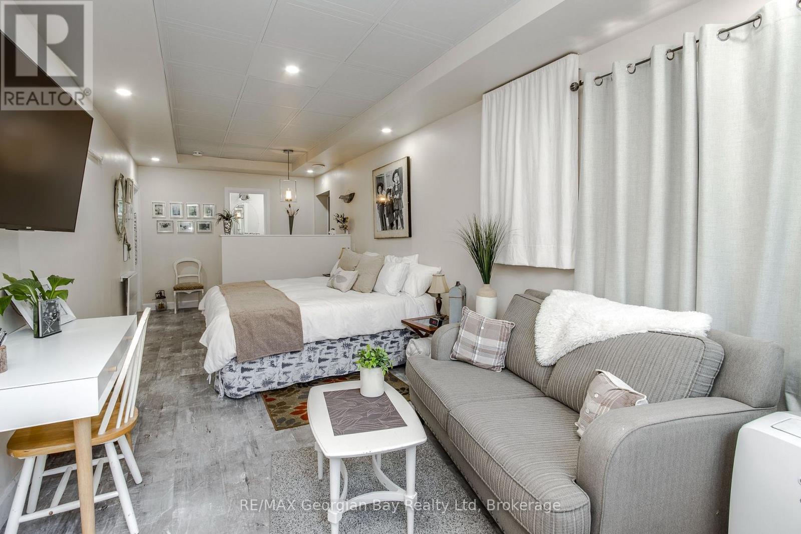 449 ELIZABETH STREET - Image 28