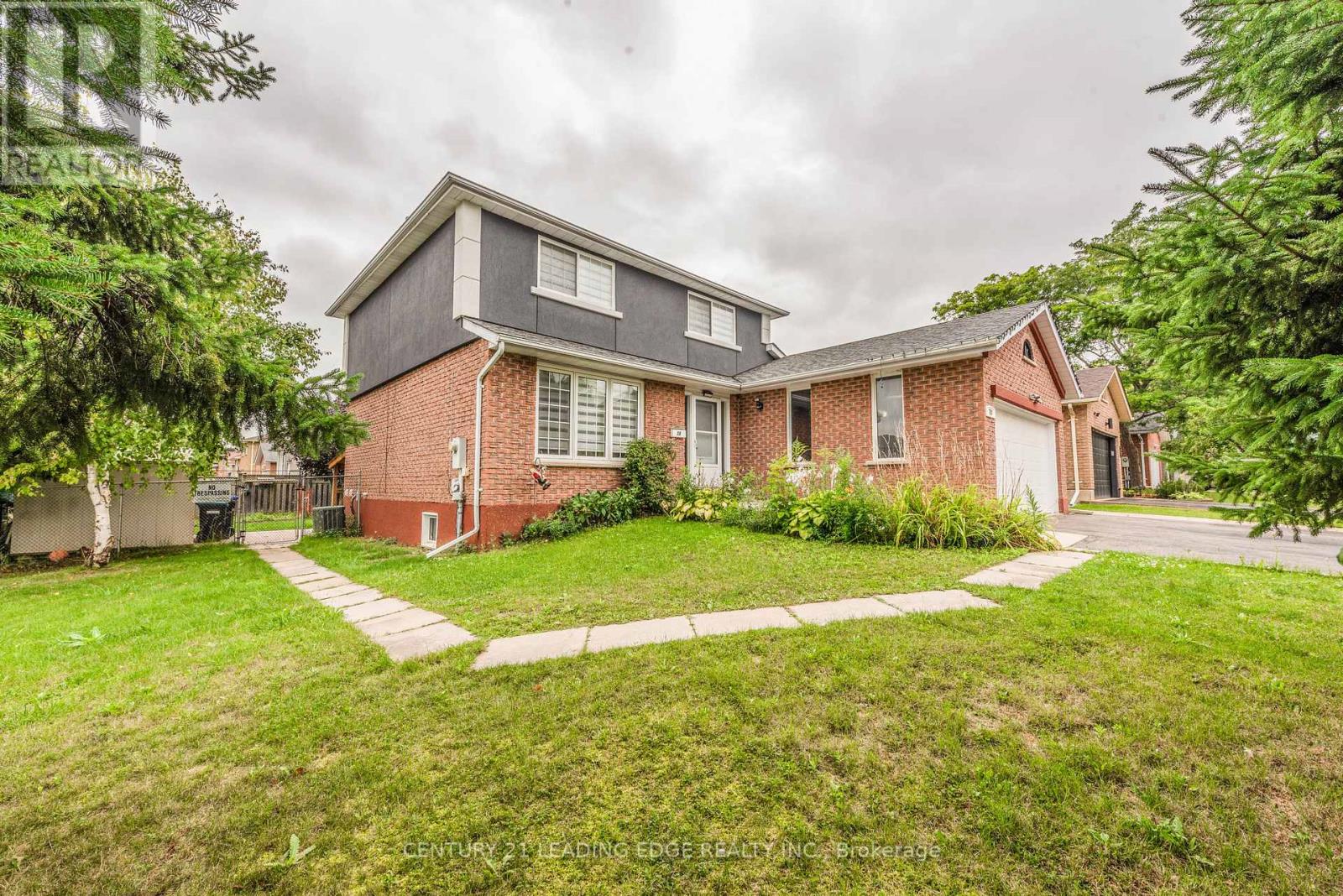 78 CROWN CRESCENT - 2