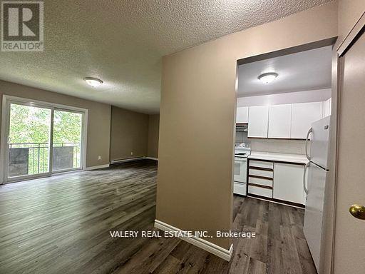 #12 7 Lowndes Avenue, Georgina (Keswick South), Ontario, L4P4C5, Georgina (Keswick South), Ontario — photo 5 of 5