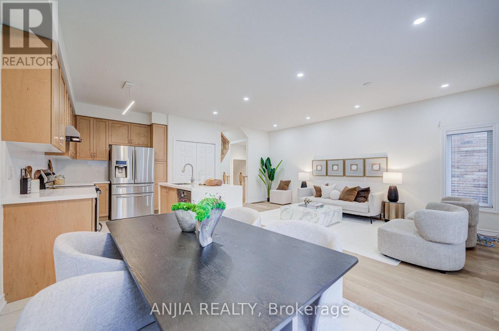 719 HAMMERSLY BOULEVARD - 14
