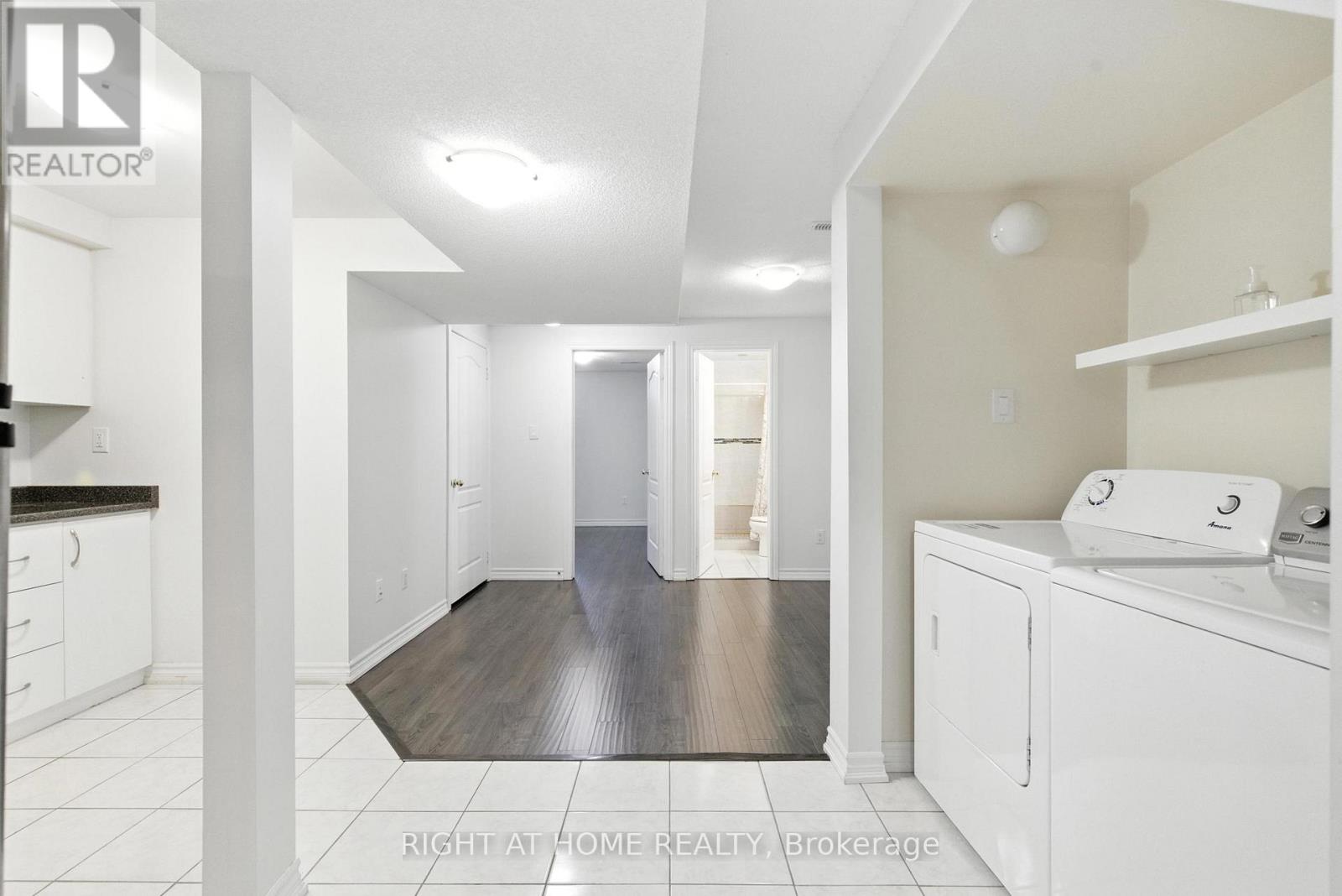 215 CANADA DRIVE - 25
