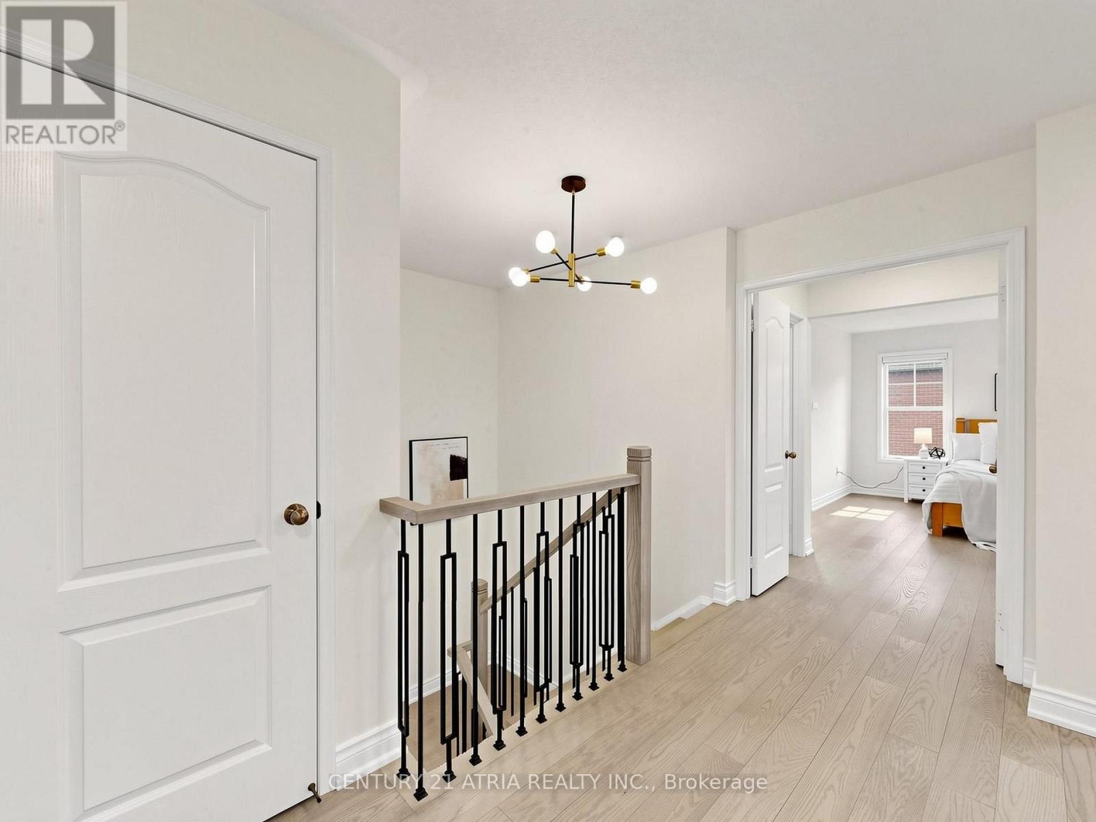 36 HAROLDCREST LANE - 21