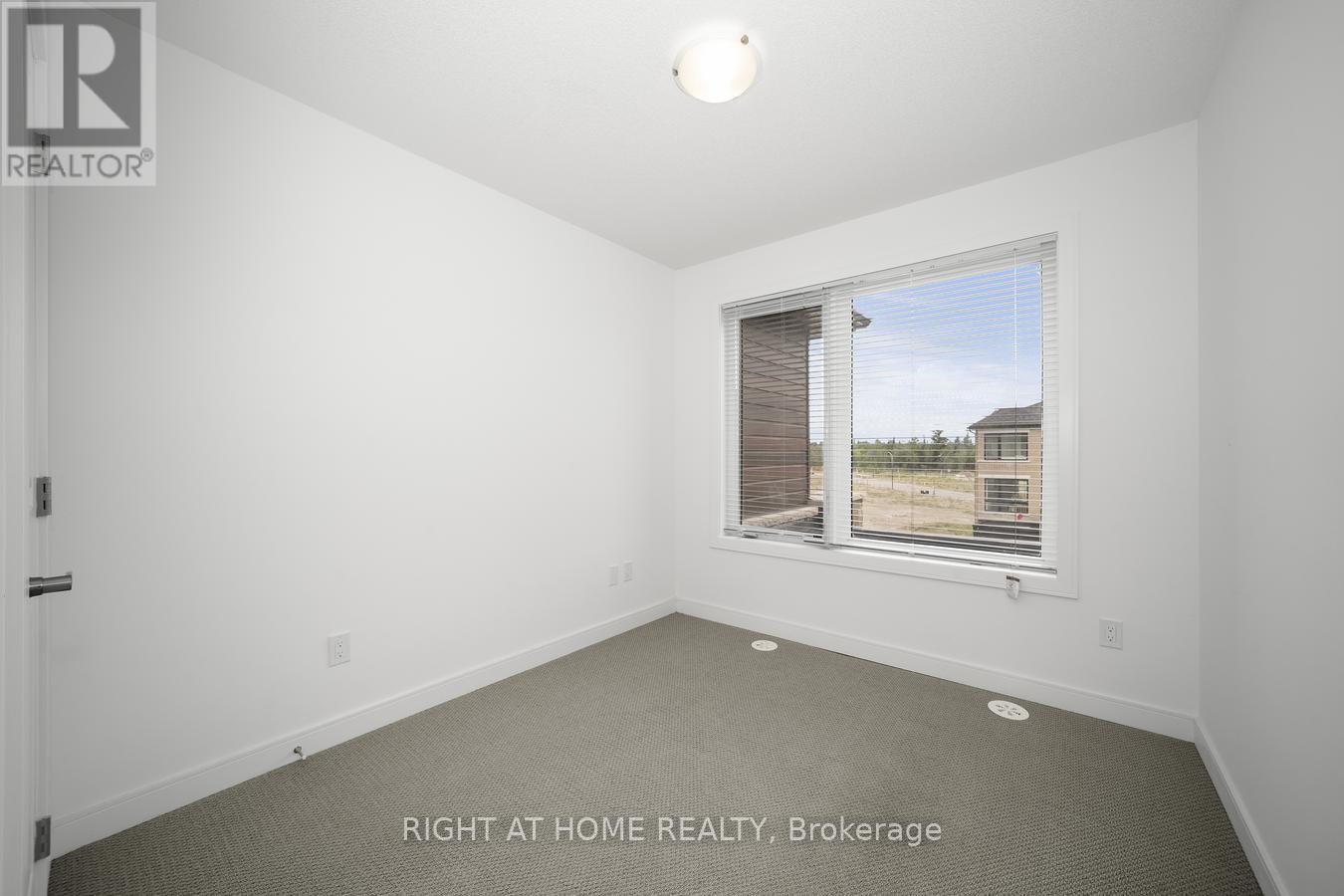 6 BLUE FOREST CRESCENT - Image 28