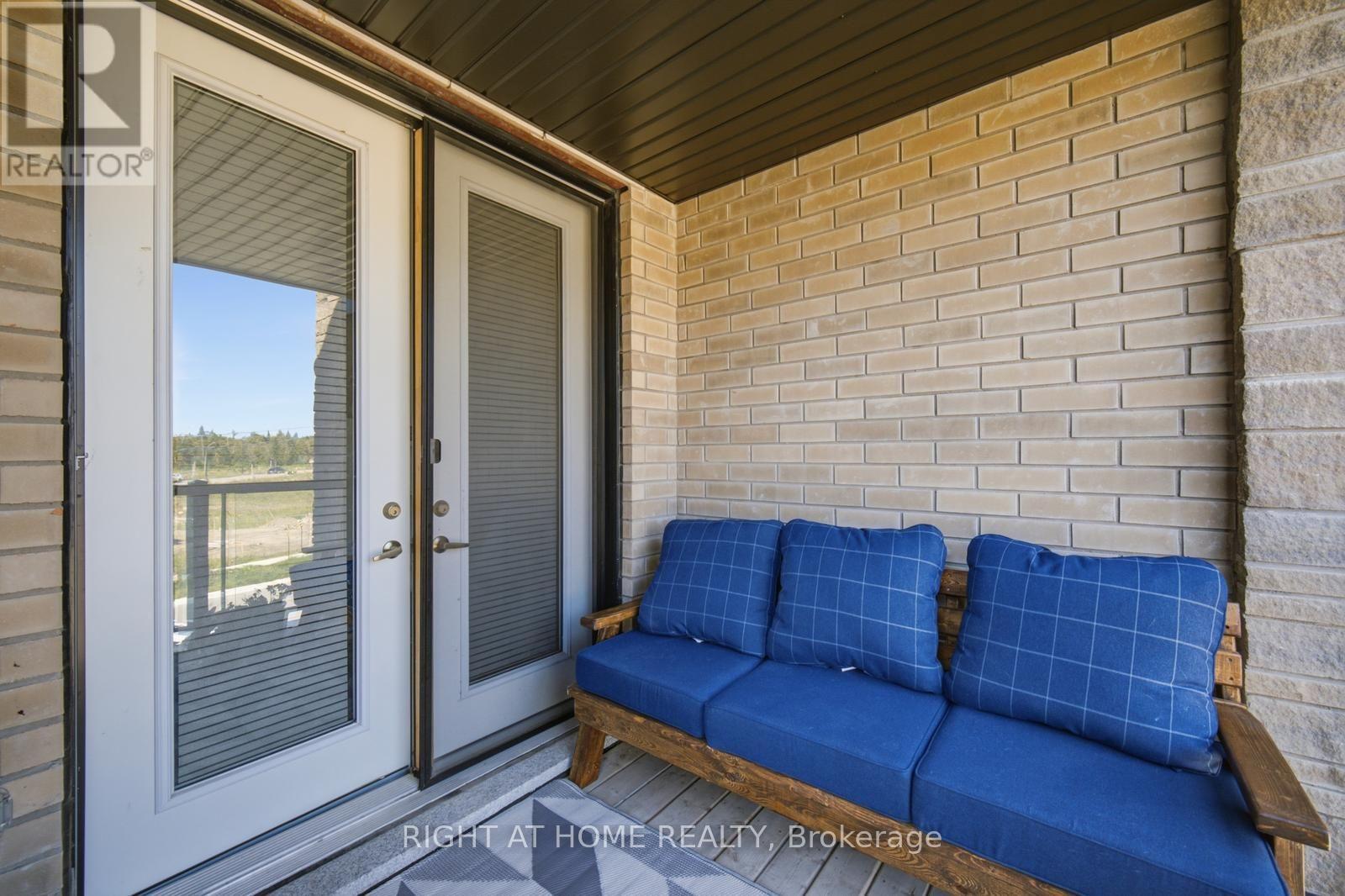 6 BLUE FOREST CRESCENT - Image 37