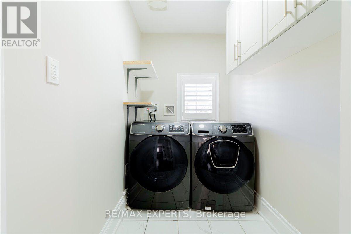 22 TRAVERS GATE - Image 30