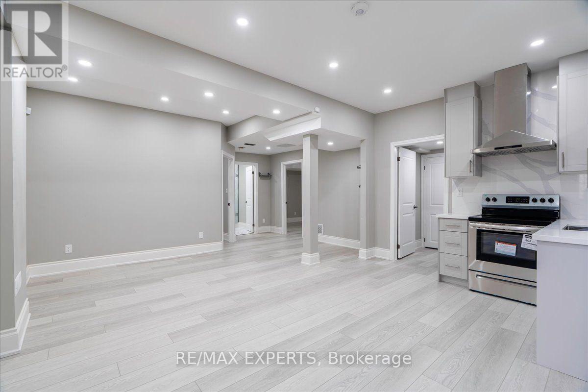 22 TRAVERS GATE - 37
