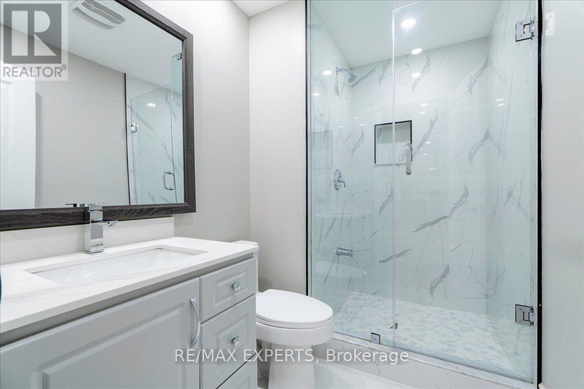 22 TRAVERS GATE - 40