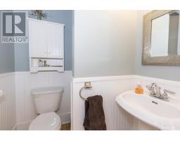4pc Bathroom - 139 Main Street, Springhill, NS B0M1X0 Photo 12