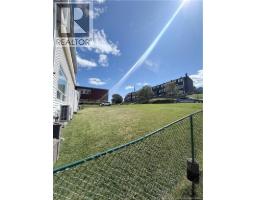 290 Tower Street, photo 2
