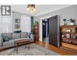 290 Tower Street, photo 9