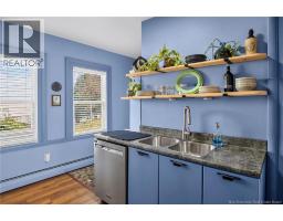 290 Tower Street, photo 14