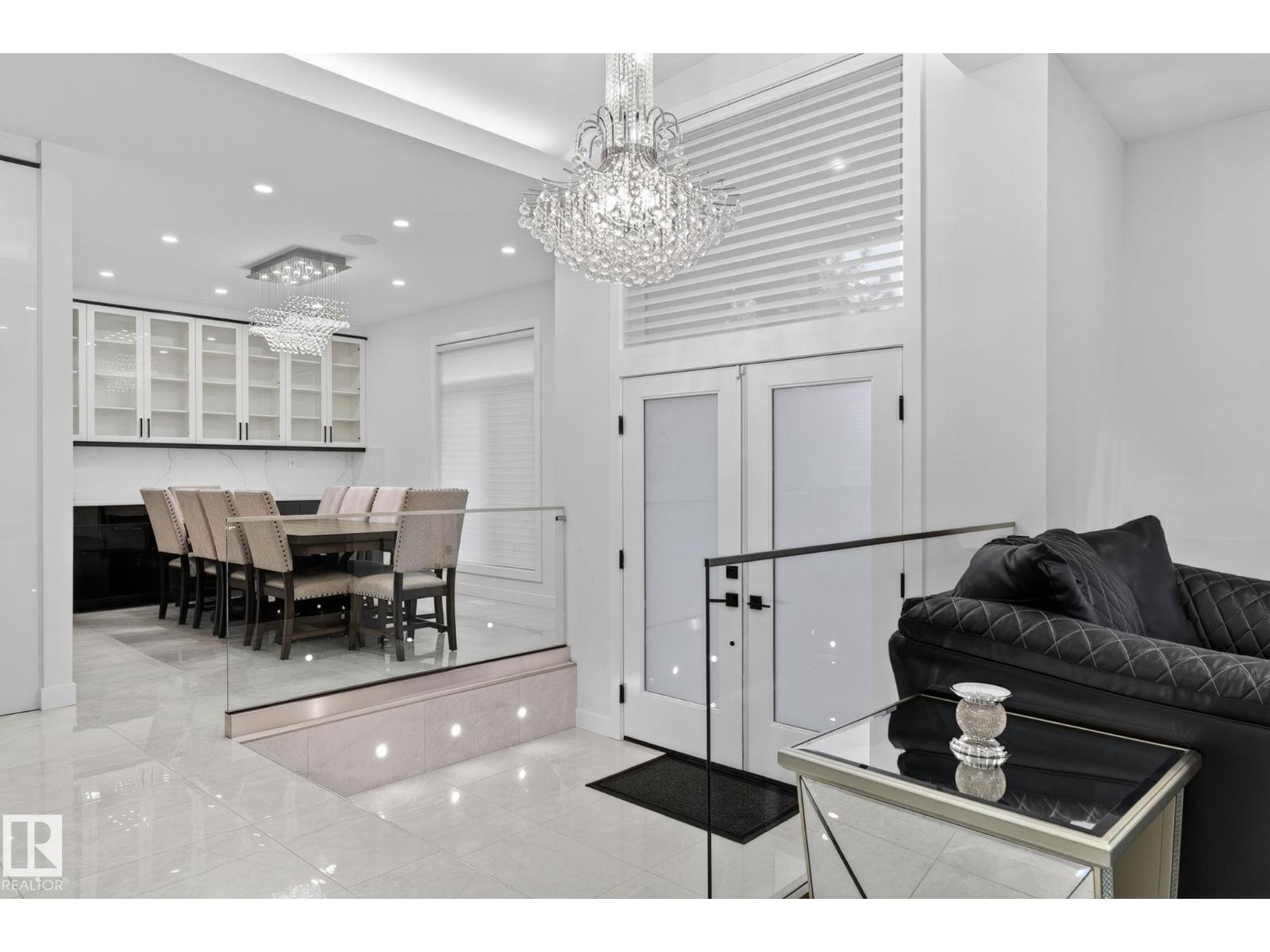 7304 164 AV NW - Image 3