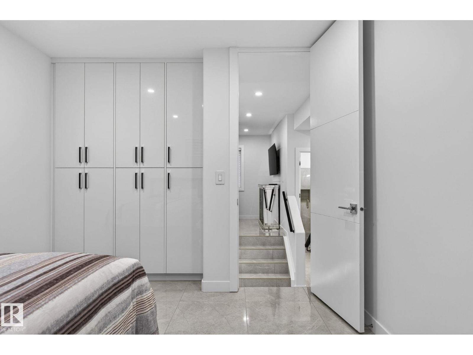 7304 164 AV NW - Image 35