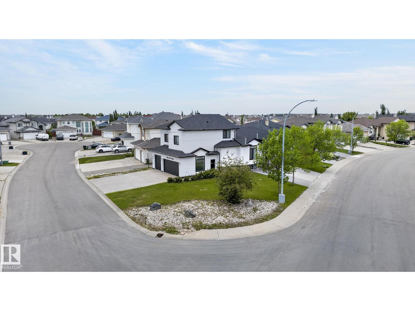 7304 164 AV NW - Image 59