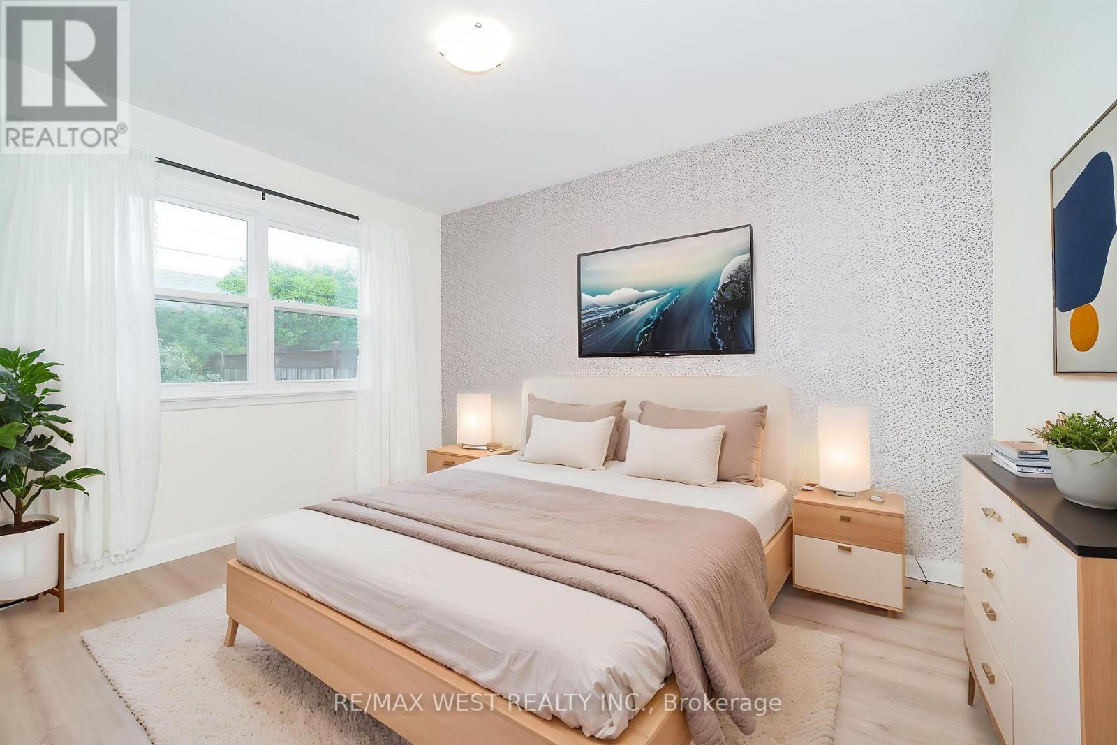 5 CROMARTY DRIVE - 5