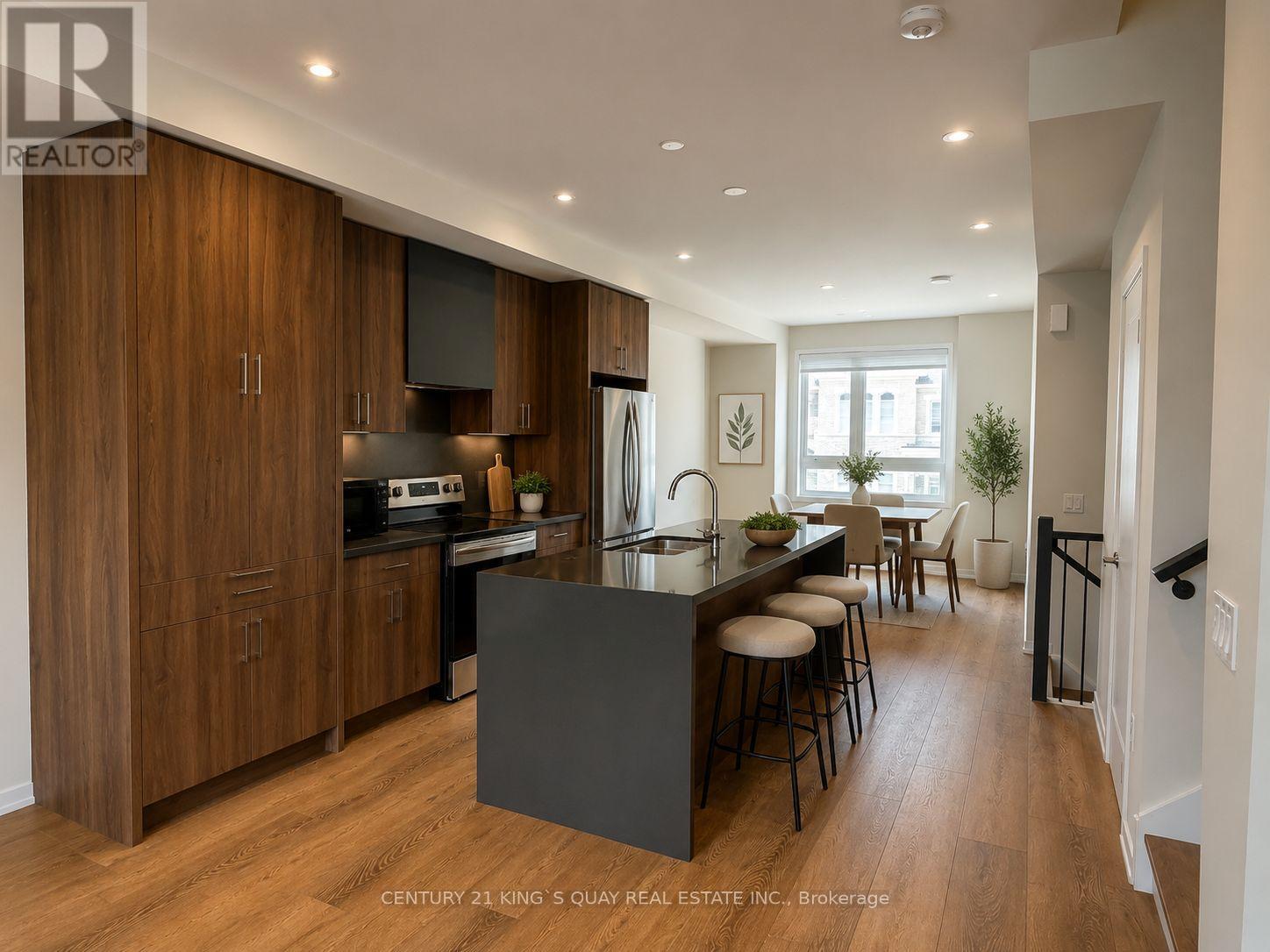 53 Helmkay Avenue, Richmond Hill, Ontario, M4G1J7, Richmond Hill, Ontario — photo 4 of 5