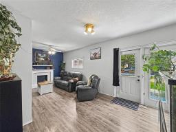 384 Queen Street E, Virden, MB R0M2C0 Photo 7