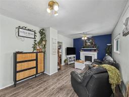 384 Queen Street E, Virden, MB R0M2C0 Photo 8