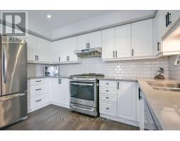 15 Carnoustie Lane, Georgian Bay, ON L0K1S0 Photo 10