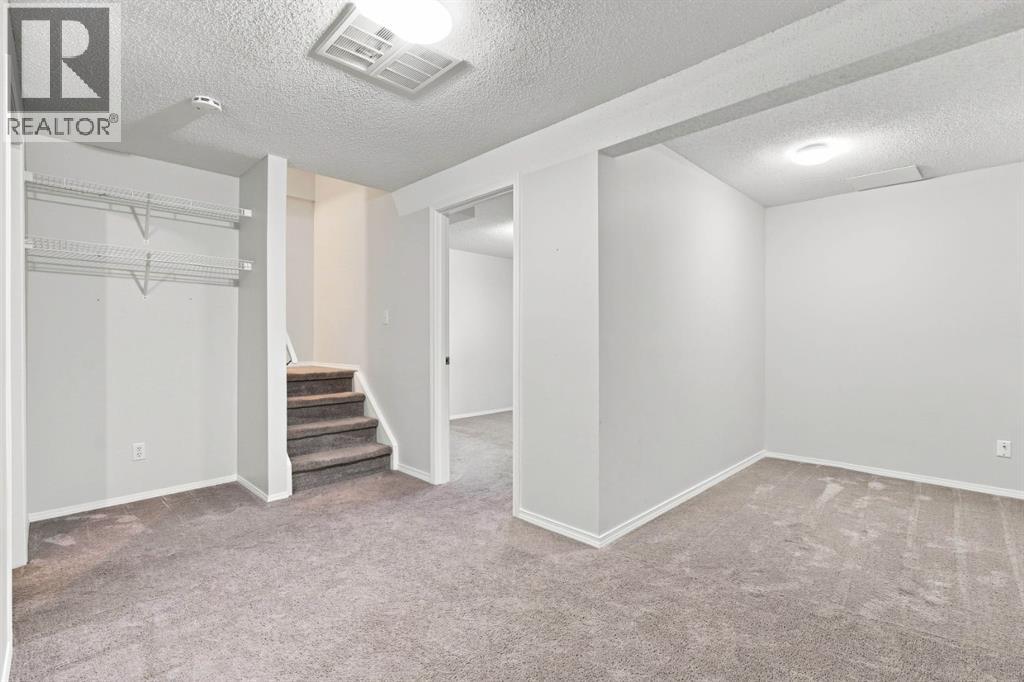 506 Hawkstone Manor NW - 22