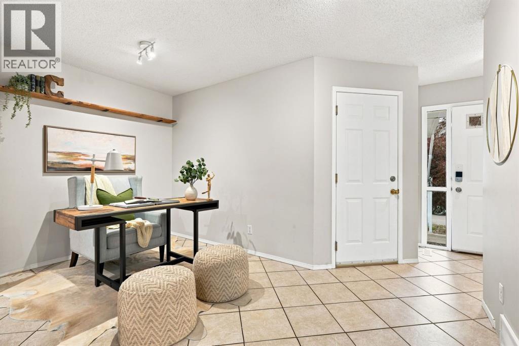 506 Hawkstone Manor NW - 8