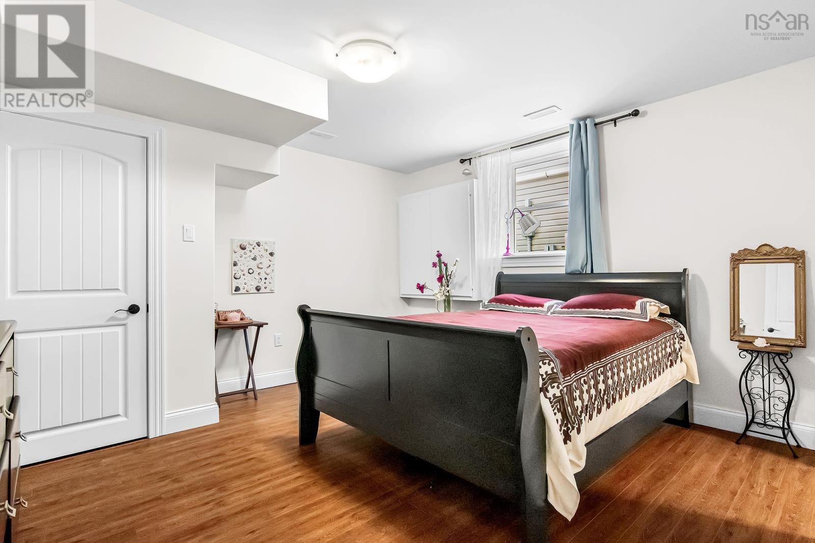 41 Hollyhock Way - Image 34
