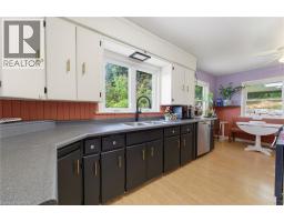 4pc Bathroom - 36 Slater Street, Brantford, ON N3T4N9 Photo 8
