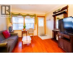 Living room - 169-171 Bridge Avenue, Windsor, ON N9B2M1 Photo 11