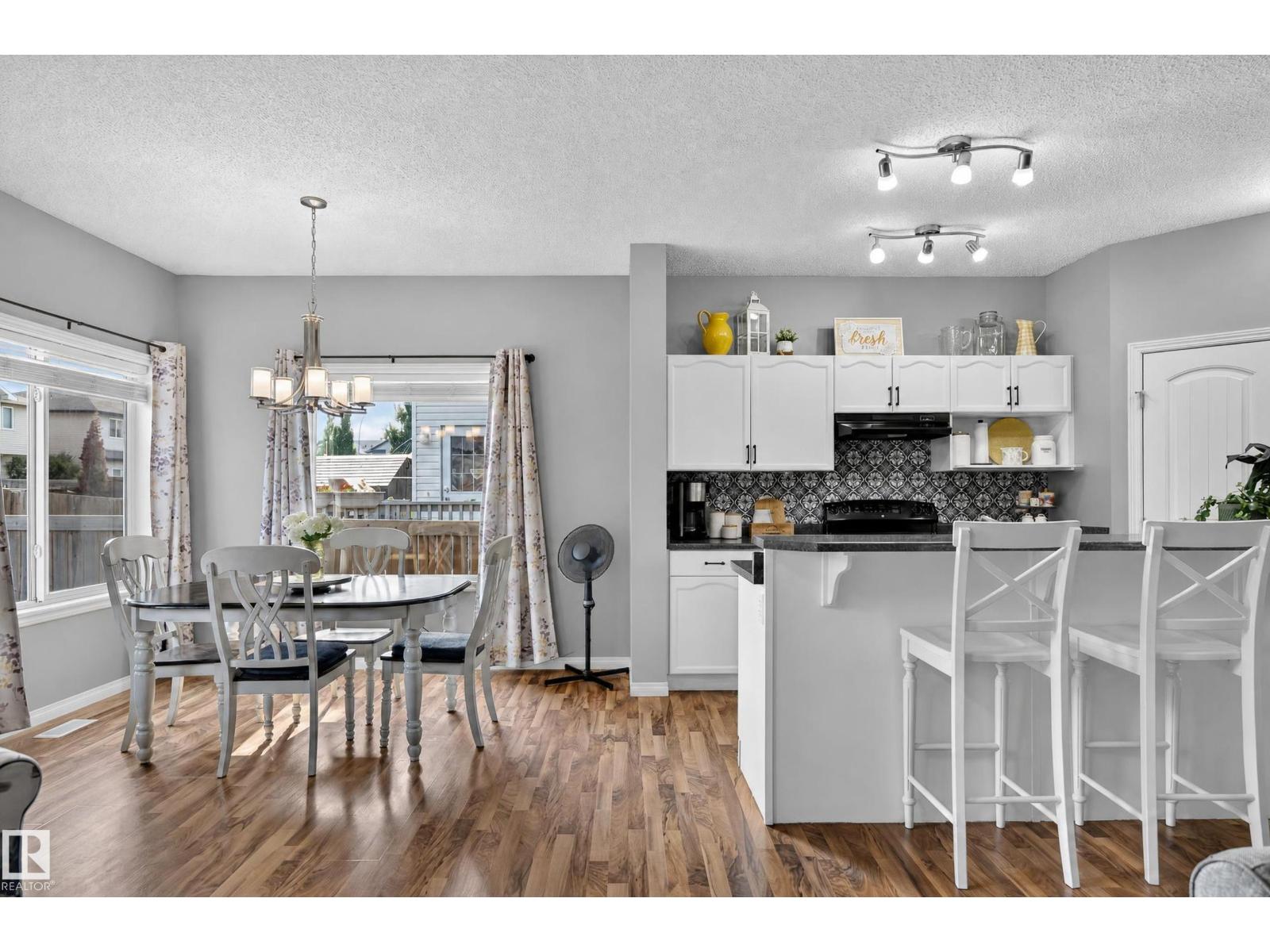 103 BIRCH PL - 21