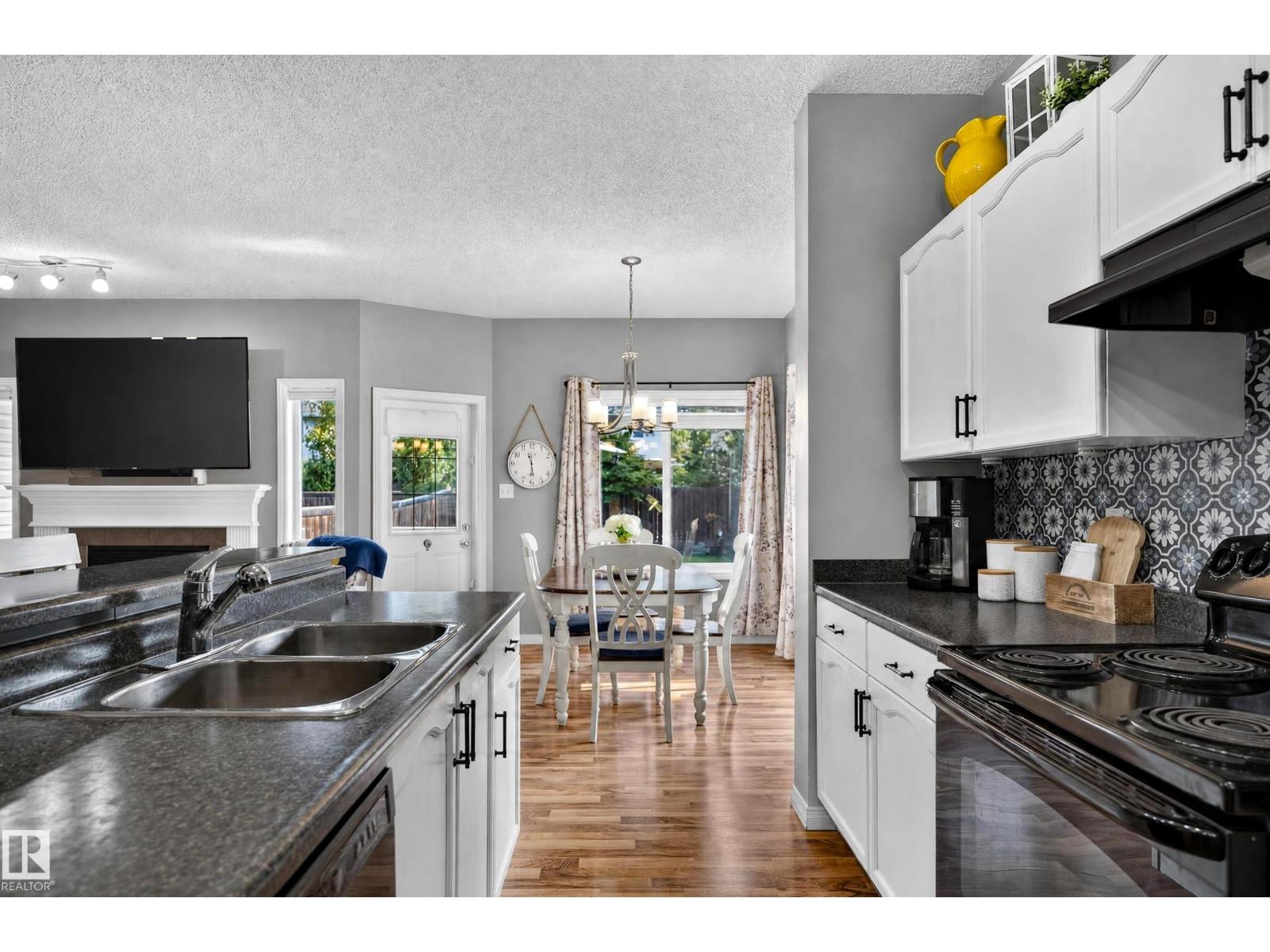 103 BIRCH PL - 8