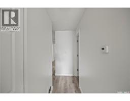 Kitchen - 1337 Athol Street, Regina, SK S4T3C6 Photo 8