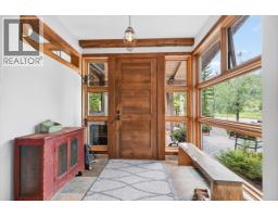 3pc Ensuite bath - 470 Canyon Trail, Fernie, BC V0B1M5 Photo 6
