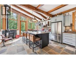 4pc Bathroom - 470 Canyon Trail, Fernie, BC V0B1M5 Photo 10