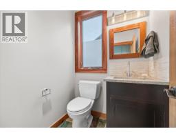 470 Canyon Trail, Fernie, BC V0B1M5 Photo 37