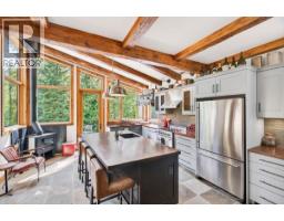 5pc Ensuite bath - 470 Canyon Trail, Fernie, BC V0B1M5 Photo 9
