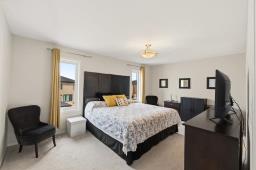 77 Tackaberry Way, Winnipeg, MB R3W0K8 Photo 13