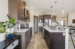 77 Tackaberry Way, Winnipeg, MB R3W0K8 Photo 8