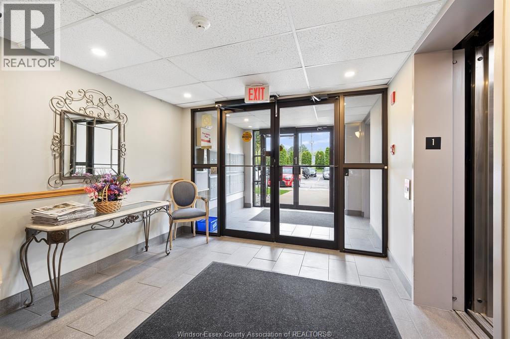#114 451 GRAND MARAIS ROAD West - 19