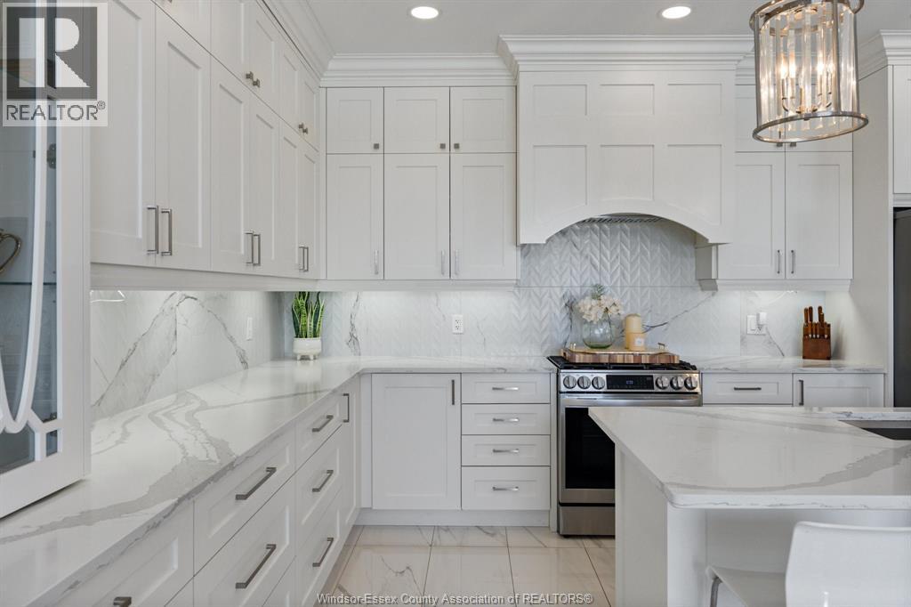 501 CALDWELL COURT - 12