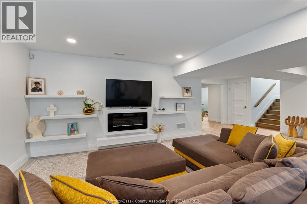 501 CALDWELL COURT - Image 30