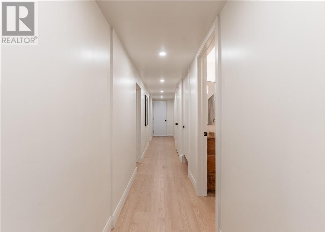 3182 Leo Avenue - 12