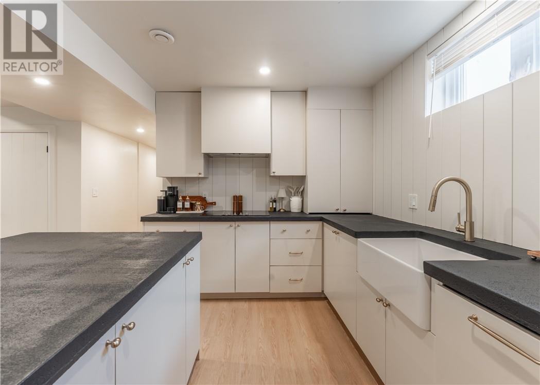 3182 Leo Avenue - 25